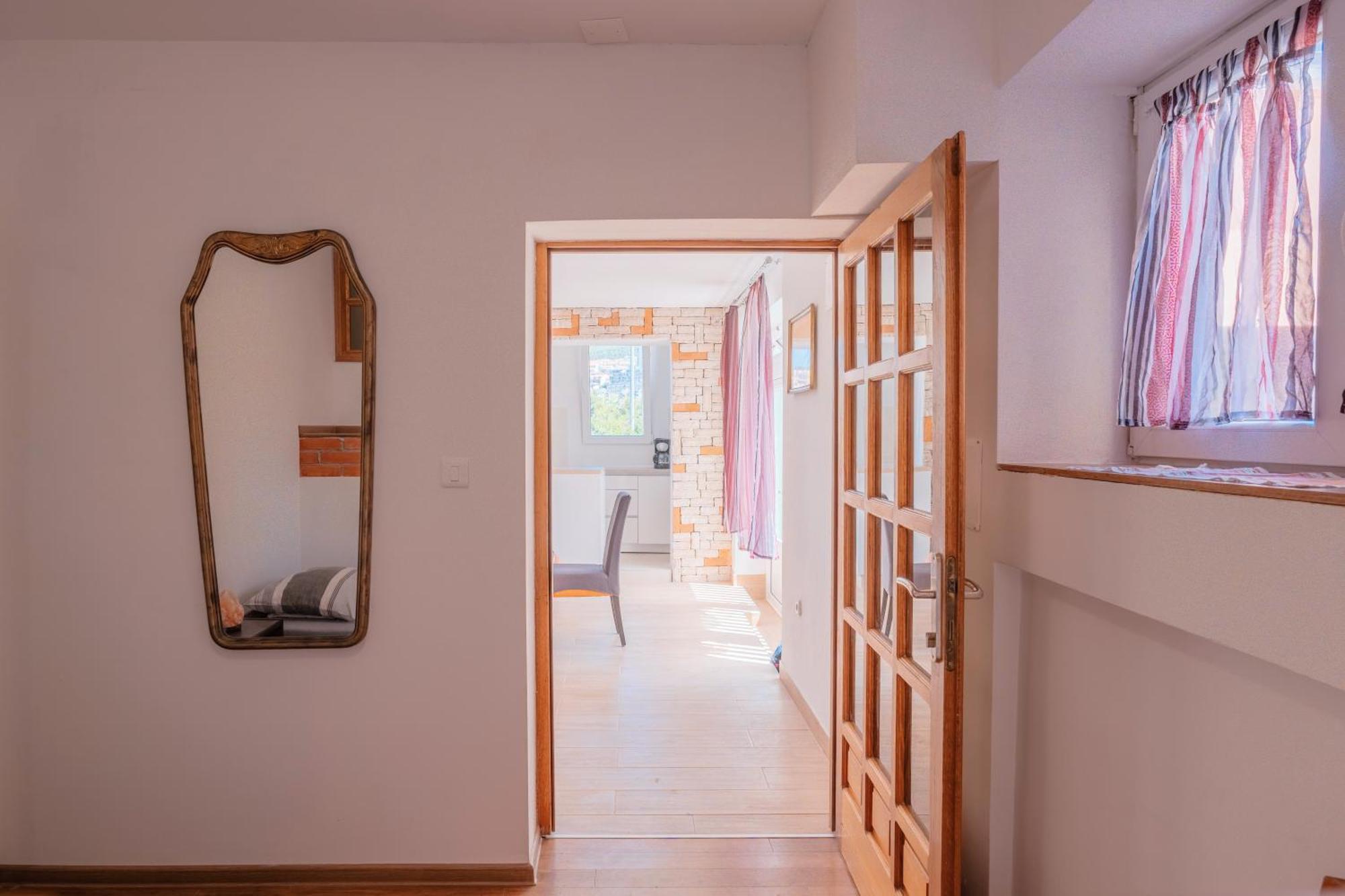 Apartments Ema Sibenik Exterior photo